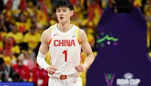 华体会官方入口-曾凡博情况不明&amp;付豪杜润旺未入选 中国男篮四号位恐是短板