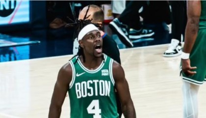 华体会APP下载-一攻一防杀死系列赛悬念！送走霍勒迪，雄鹿后悔吗？